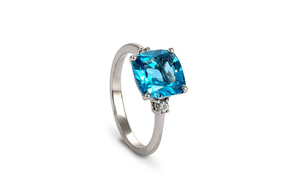 Diamantes topacio azul