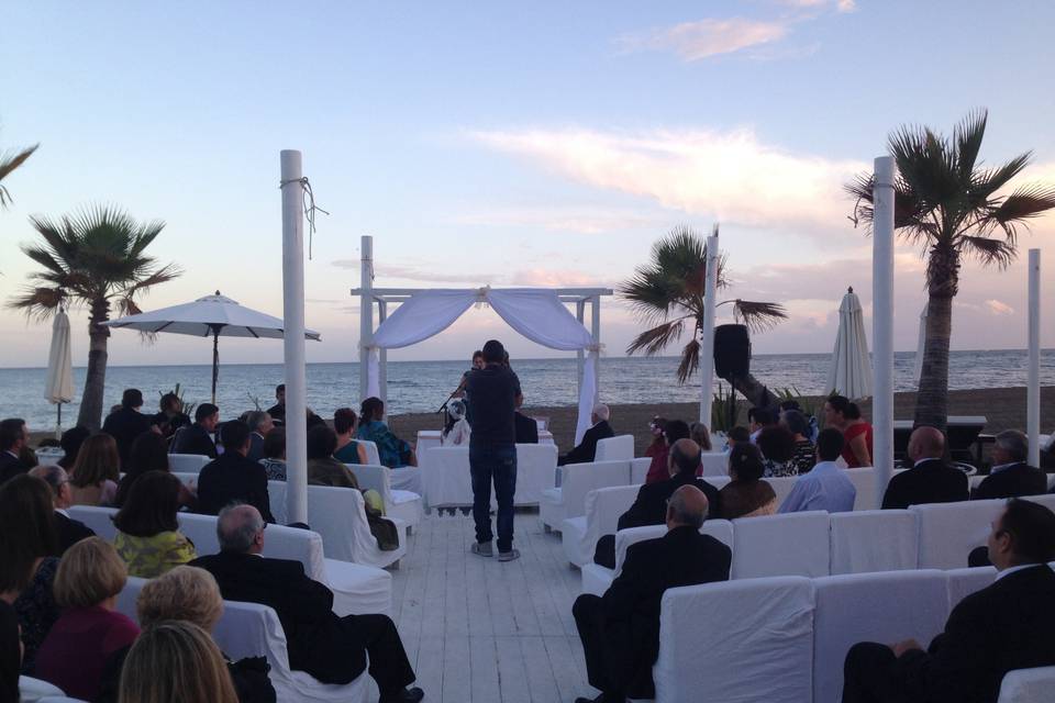 Boda en Puro Beach (ceremonia)