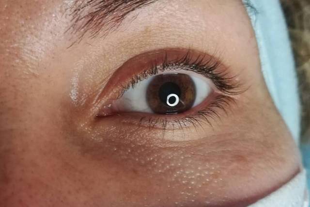 Carmen Jiménez Eyelash Artist