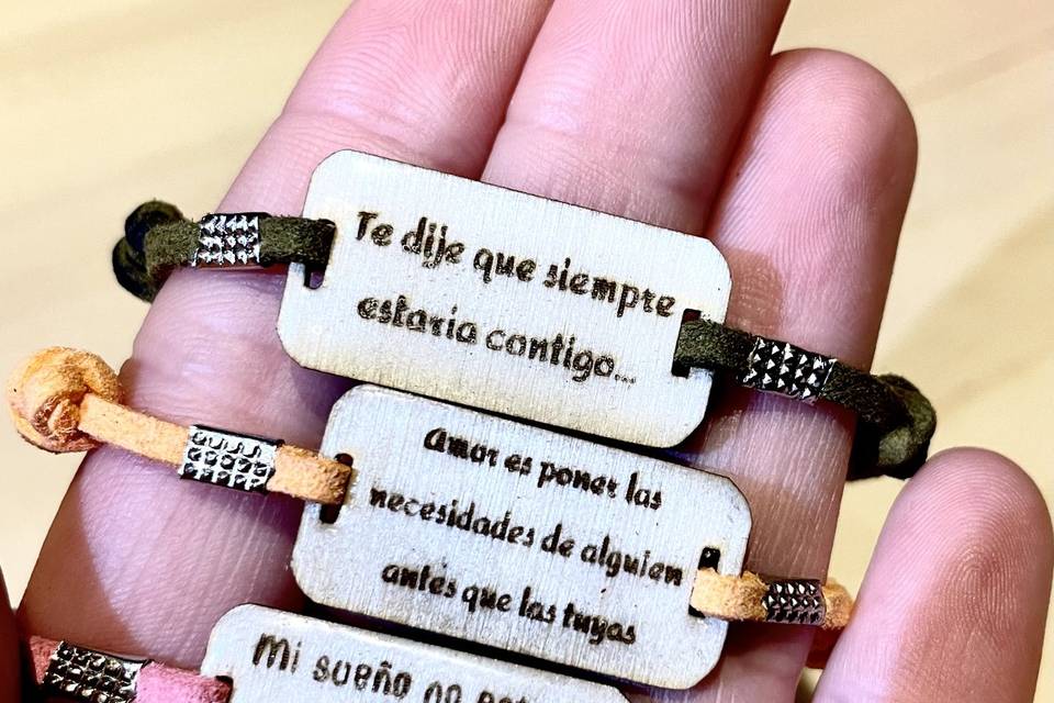 Pulseritas con frases