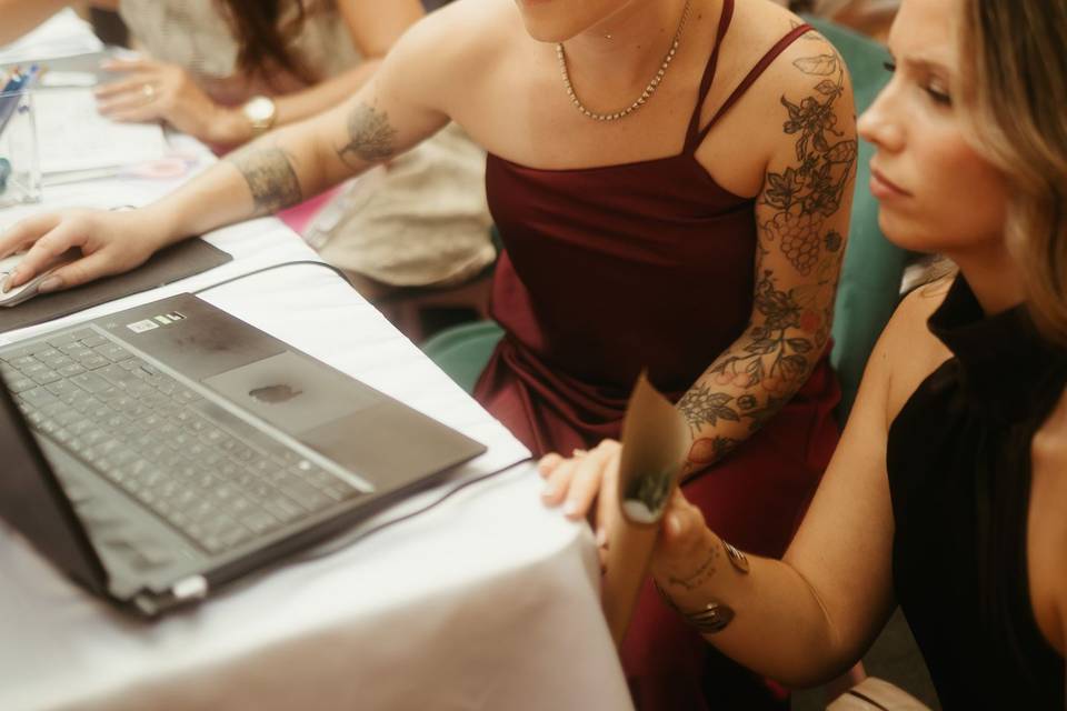 Preparando tatuajes