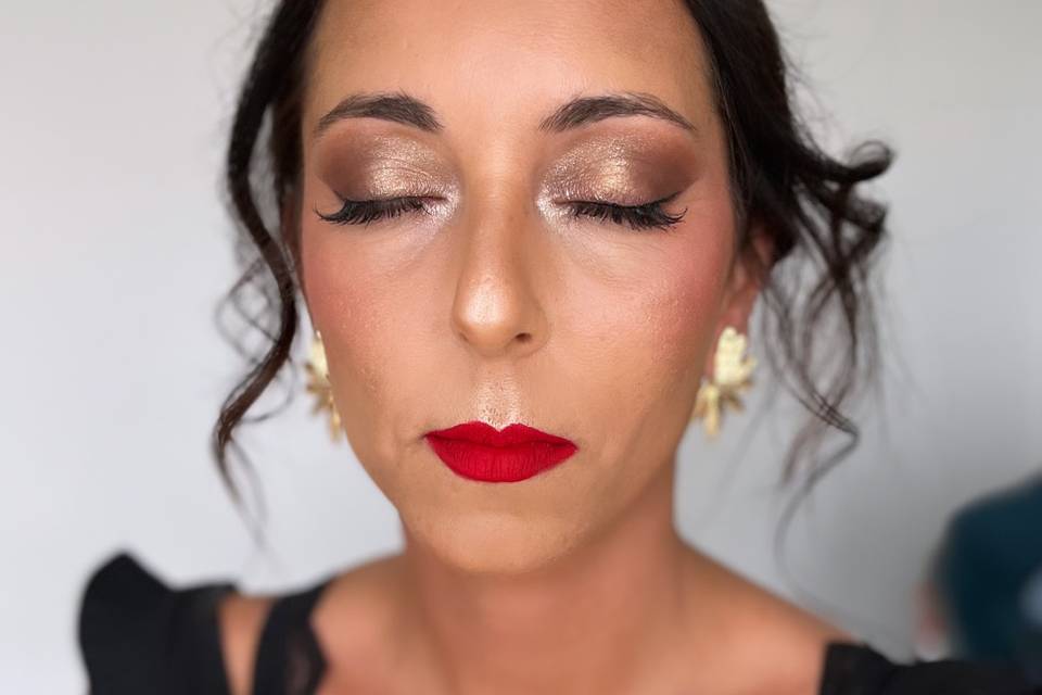 Cris Vázquez Makeup