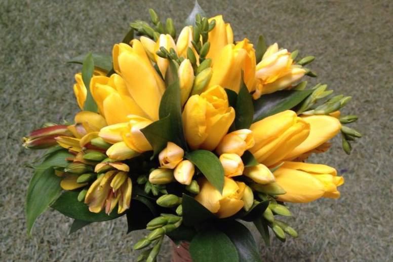 Bouquet silvestre amarillo