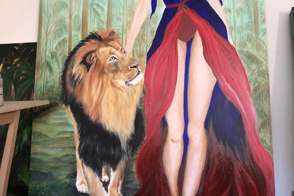 León y mujer
