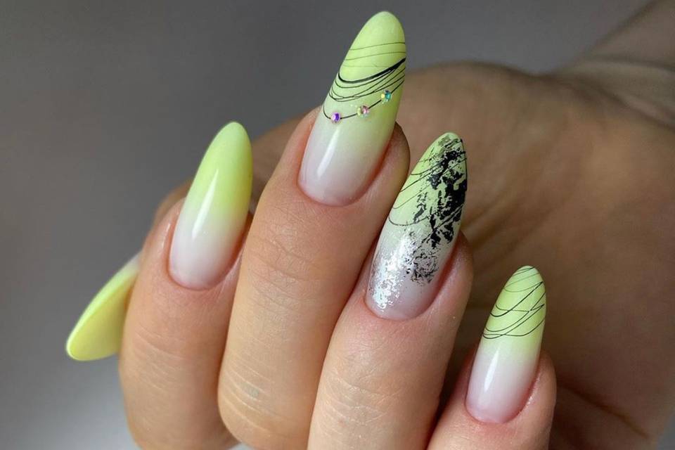 Nalaia Brazilian Nails