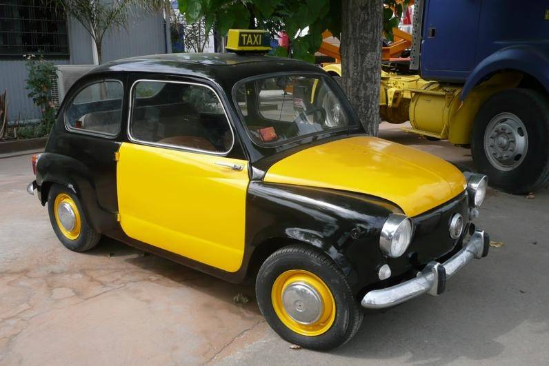 Seat 600 réplica taxi bcn