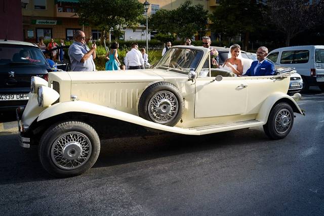 Coches Elegantes y Limusinas