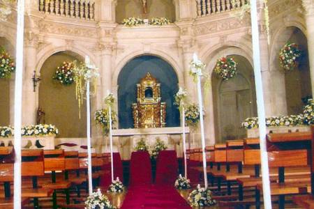 Decoración de la iglesia a su gusto