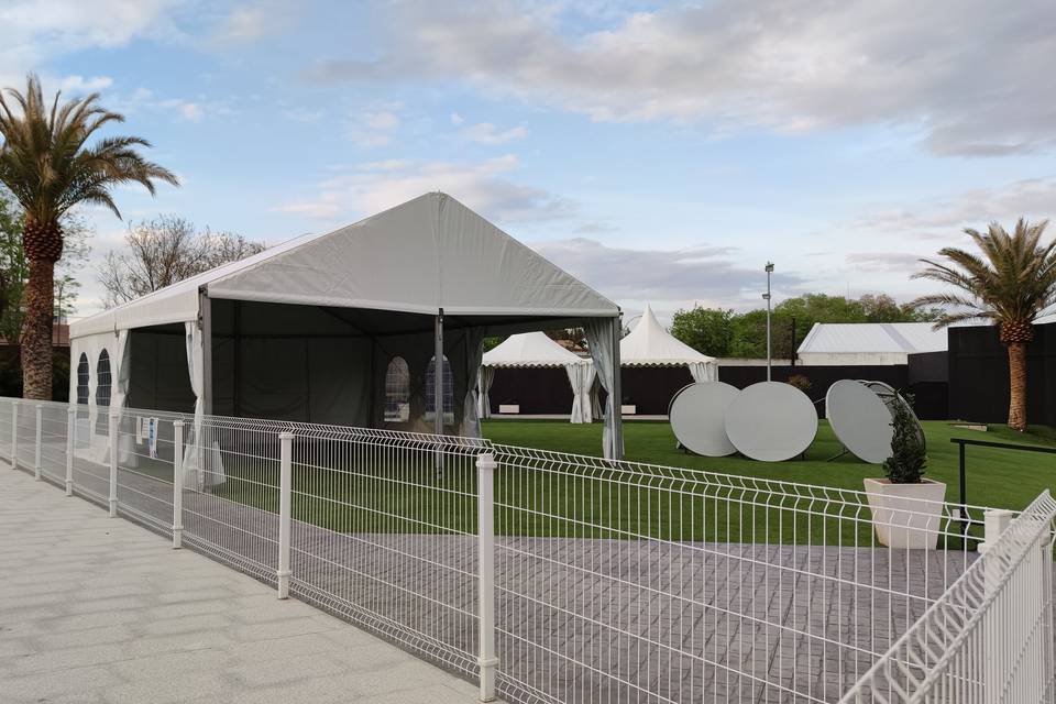 Frontal carpa 10m x 8m