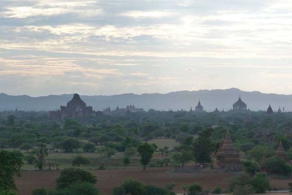 Myanmar - javier y beatriz