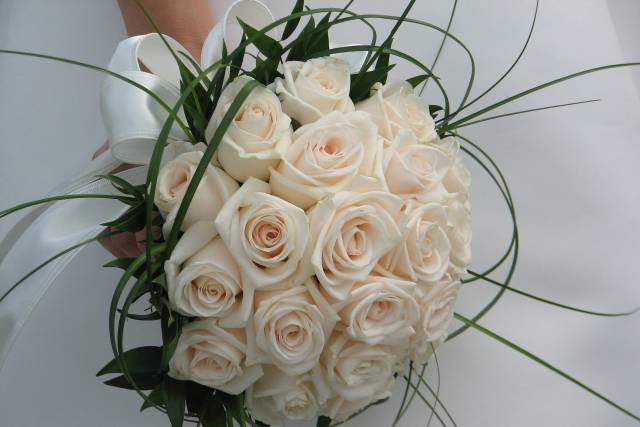Ramo de novia con rosas