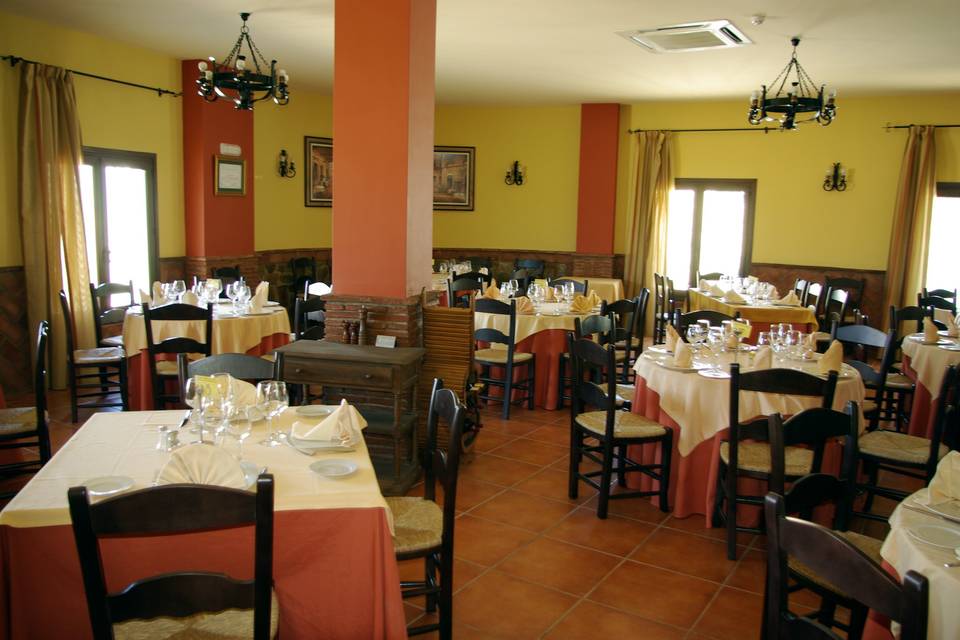 Hotel Restaurante Balcón de los Montes