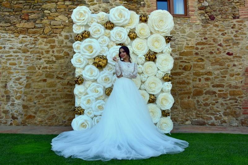 Photocall blanco y dorado