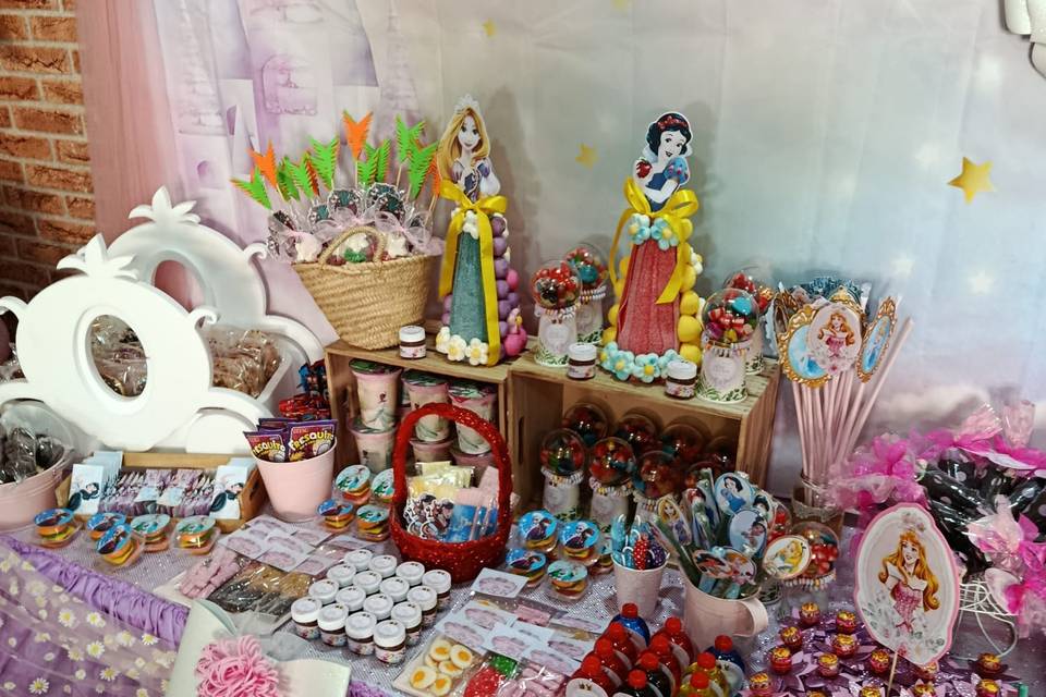 Mesa de princesas para una pri