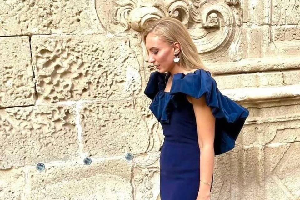 Vestido azul marino invitada