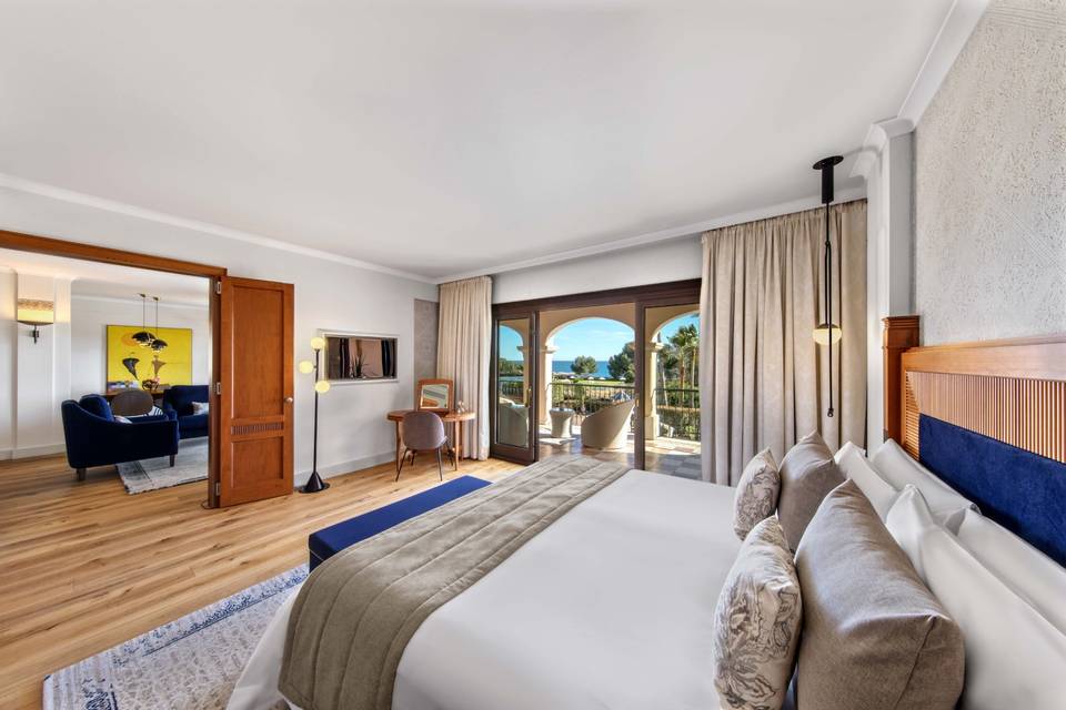 The St. Regis Mardavall Mallorca Resort