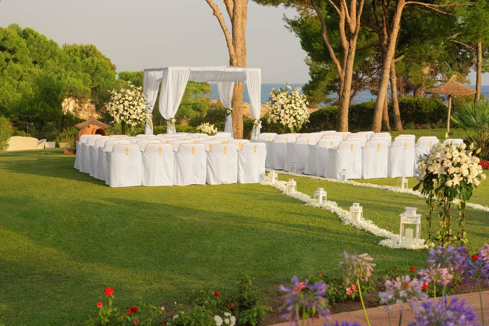 The St. Regis Mardavall Mallorca Resort