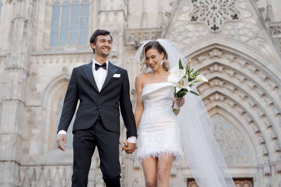 Novias con vestido corto