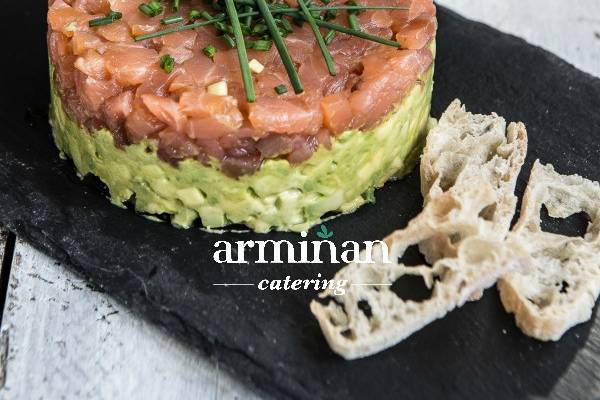 Tartar de salmón con aguacate