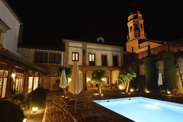 Hotel Puerta de la Luna