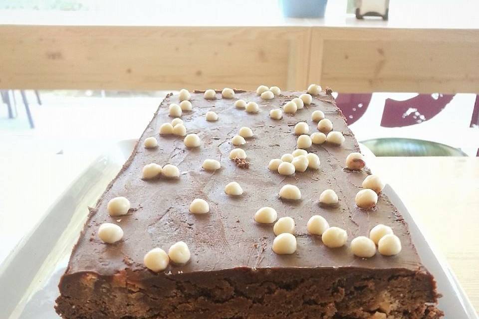 Brownie de chocolate con almendras