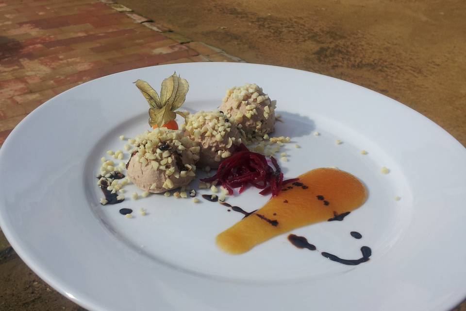 Ensalada de rape y marisco