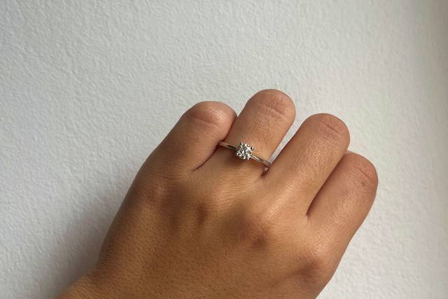 Plata 925 y Brillante Creado