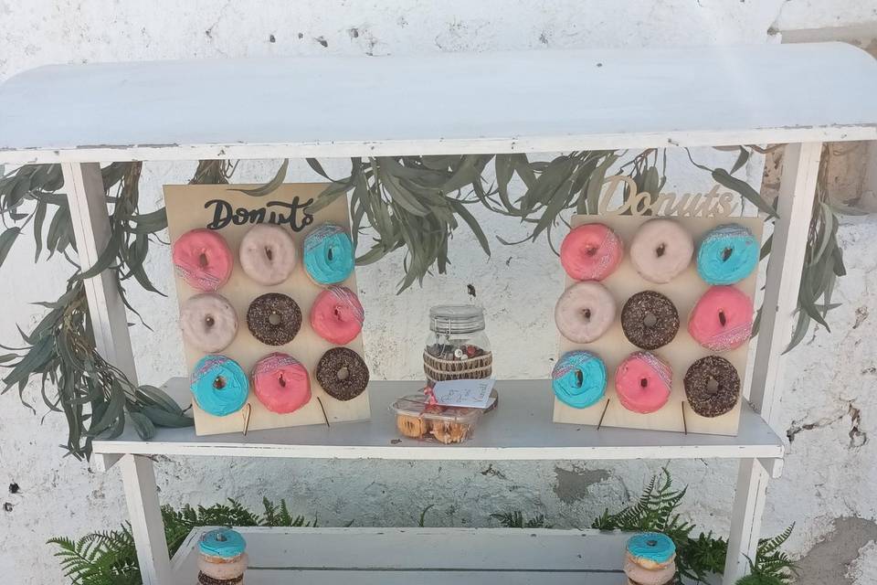 Candy bar con donas y chuches