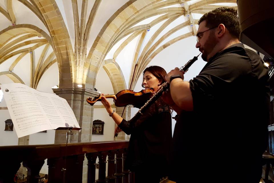 Trío de oboé, violín y órgano