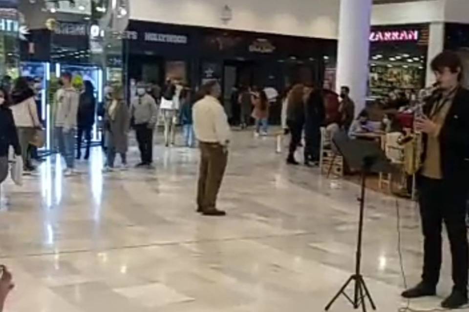 Centro comercial El Faro