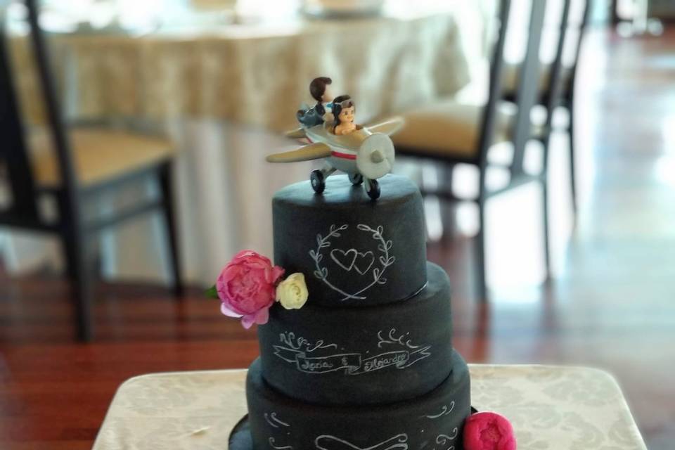 Tarta de boda tipo pizarra