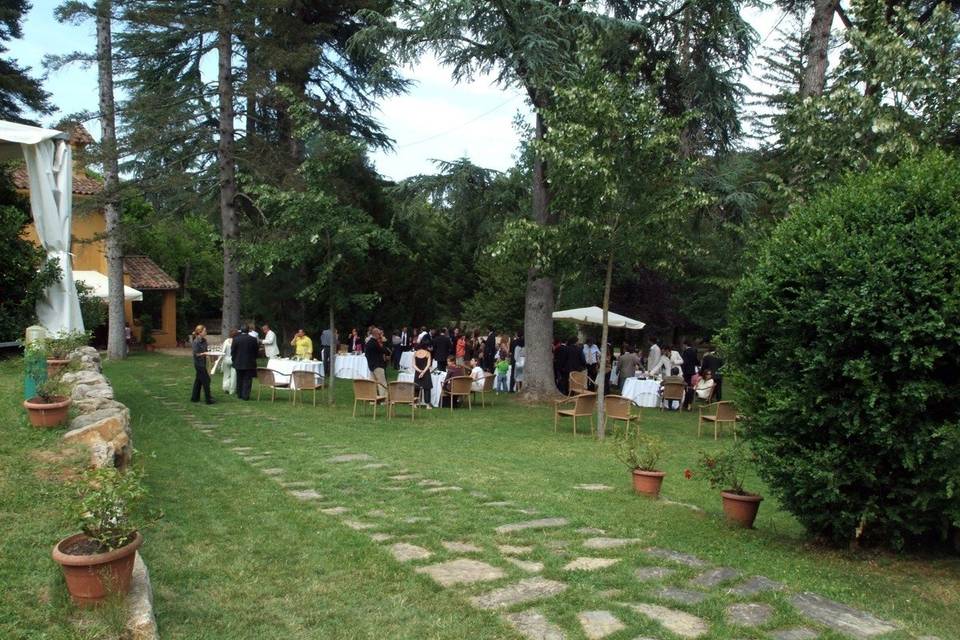 Aperitivo en el jardín