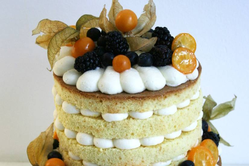 Naked cake