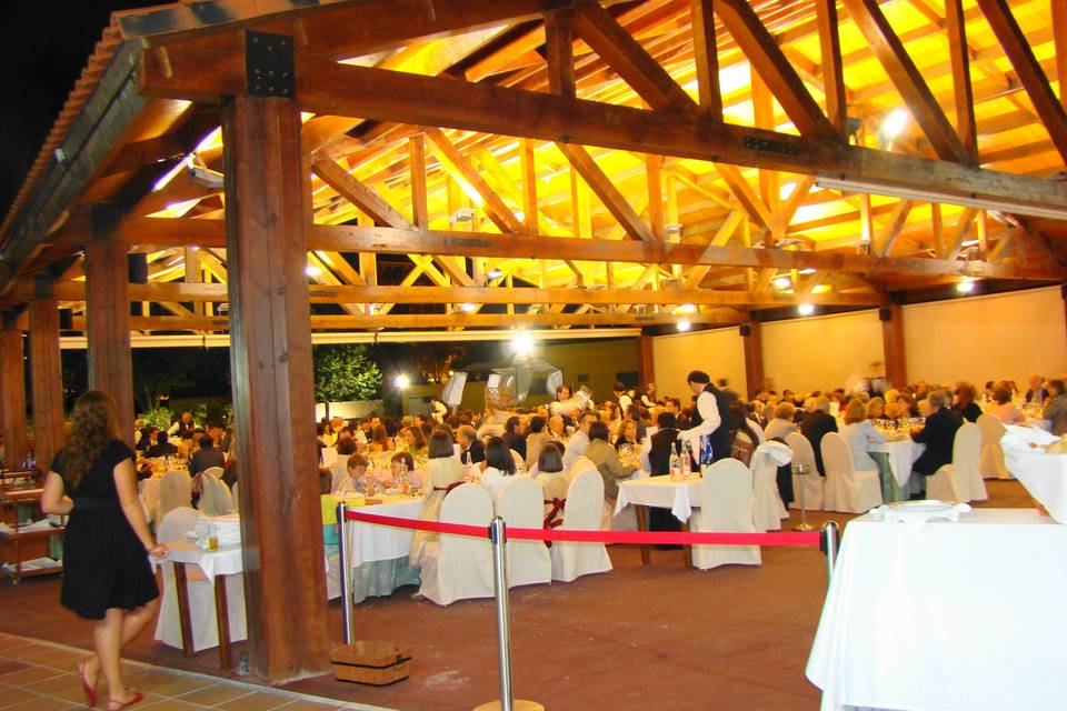 Banquete comida al aire libre