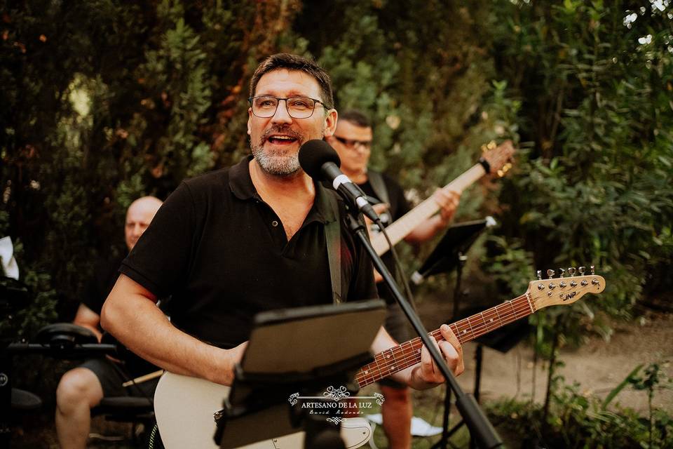 Javi cantante