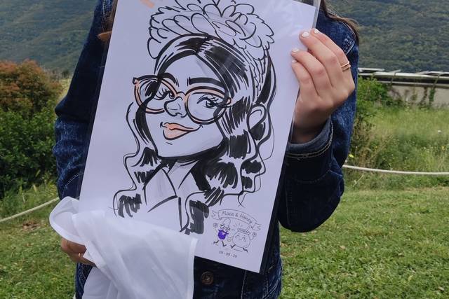 Una joven con su dibujo