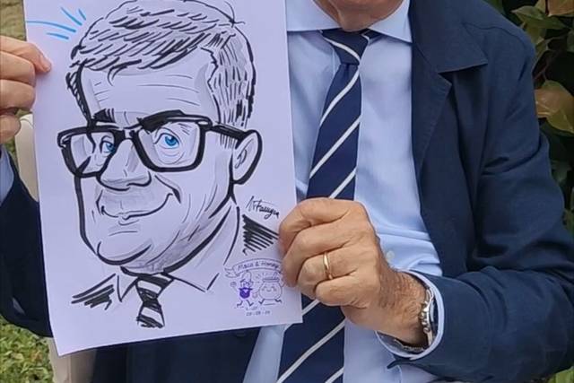 Caricatura de invitado
