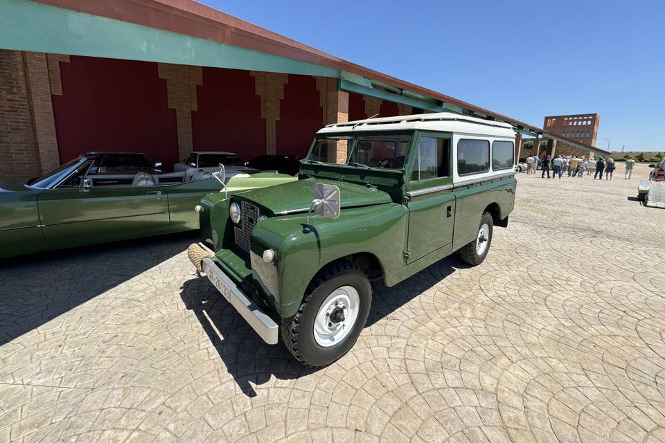 Land Rover Santana I