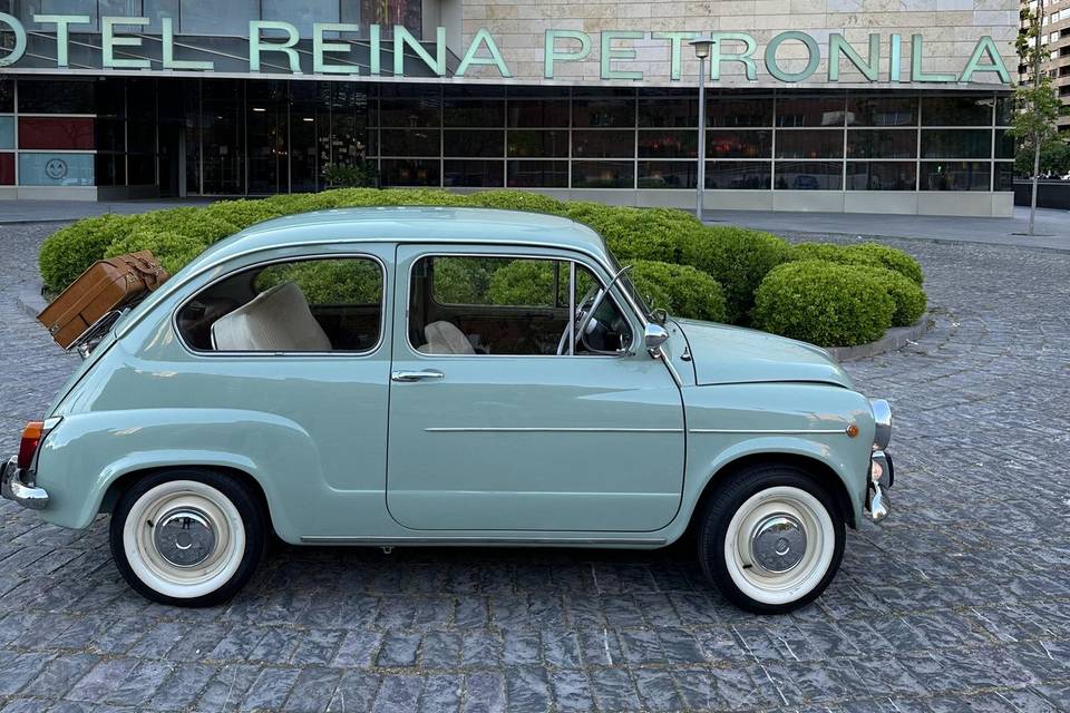 Seat 600