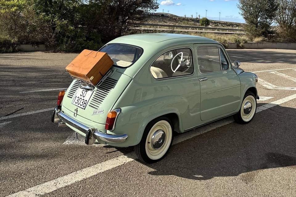 Seat 600