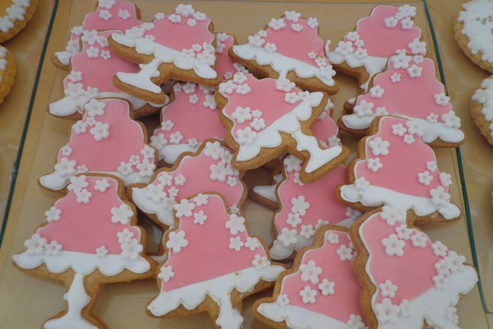 Galletas con forma tarta de boda