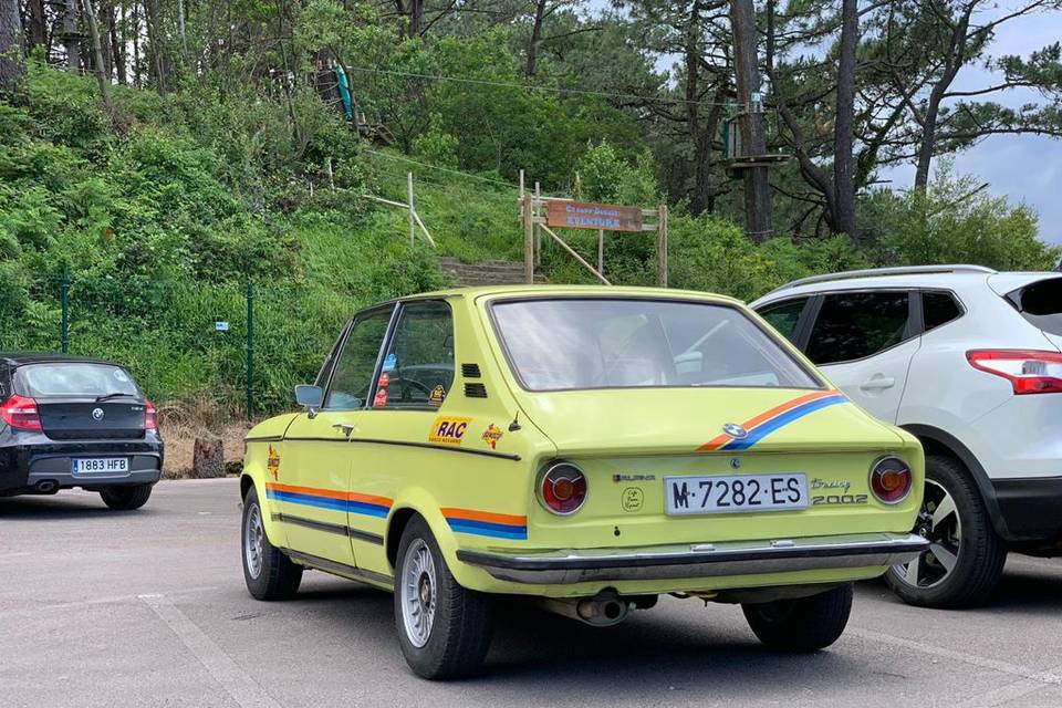 BMW 2002 touring