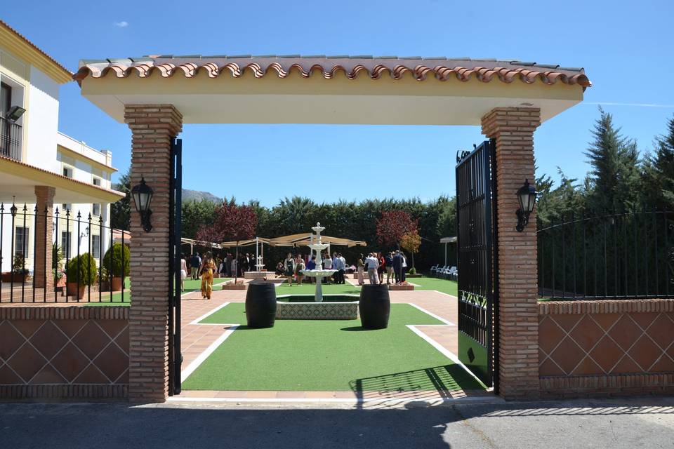 Entrada del jardín