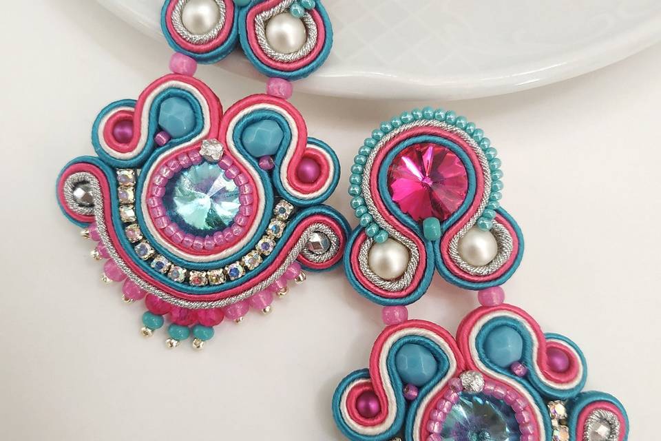 Pendientes turquesa y fucsia