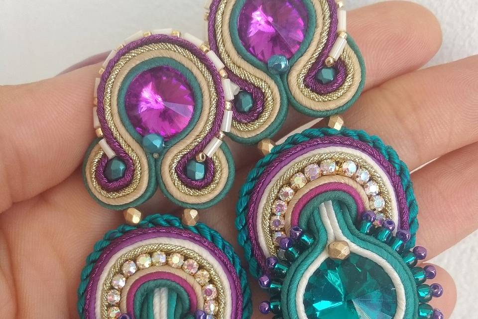 Pendientes verde morado