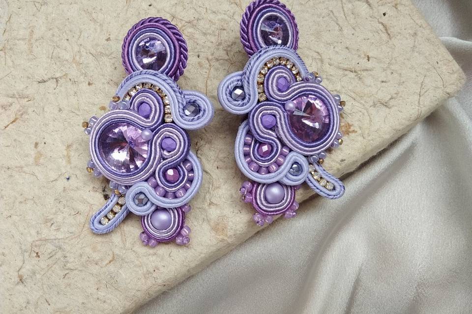 Pendientes lila malva soutache