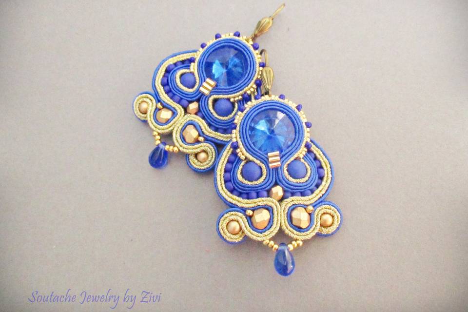 Pendientes azul