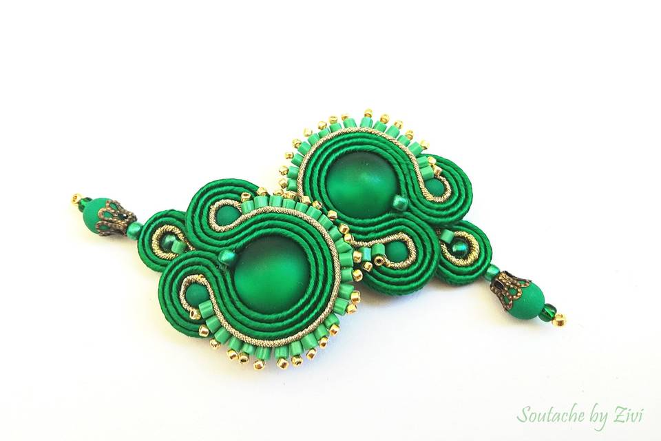 Pendientes verdes