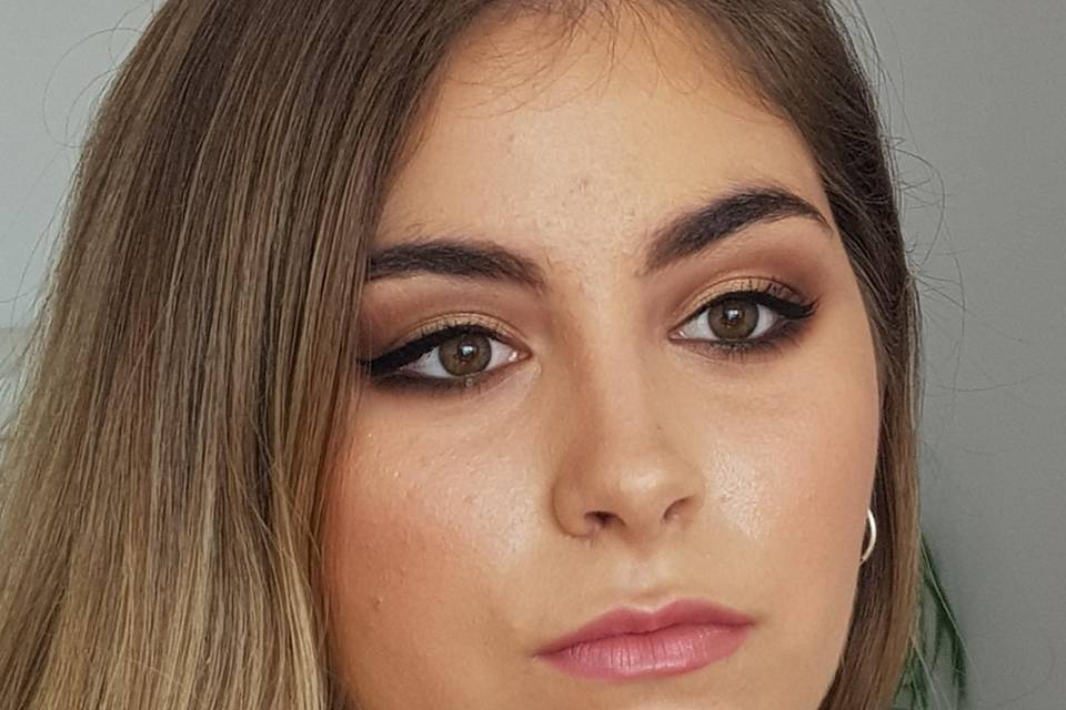 Alicia Silva Makeup