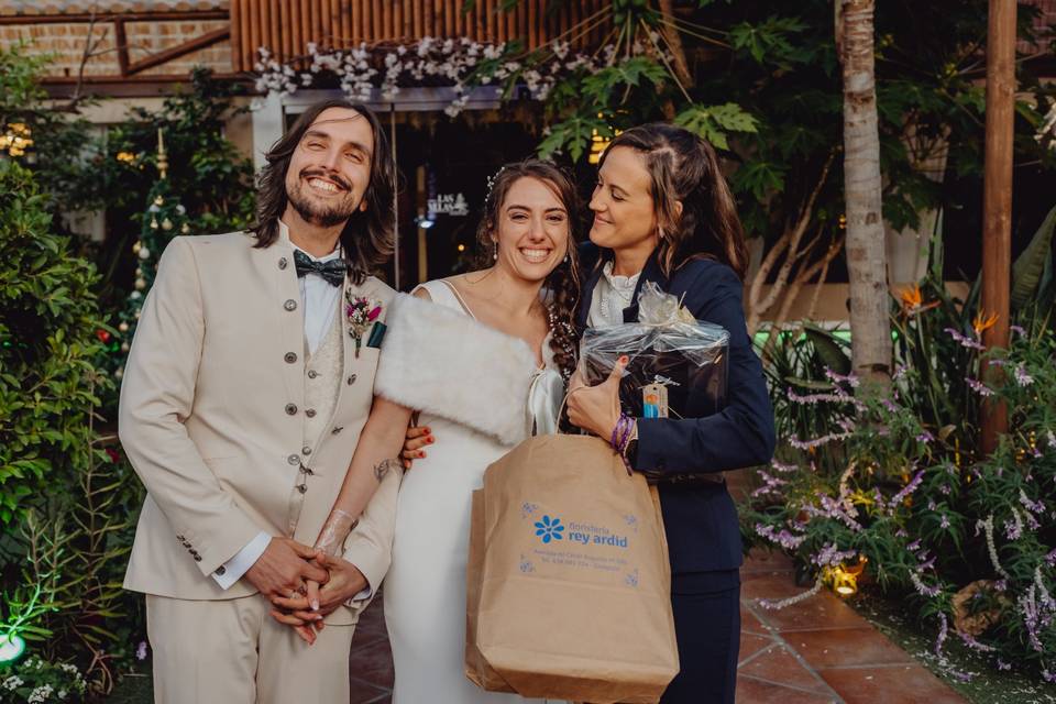 Lorena Celebra con Encanto